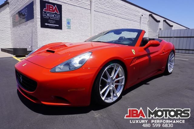 Used 2014 Ferrari California RWD image 63