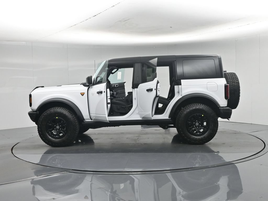 New 2026 Ford Bronco Badlands w/ Wildtrak Package AWD/4WD image 34