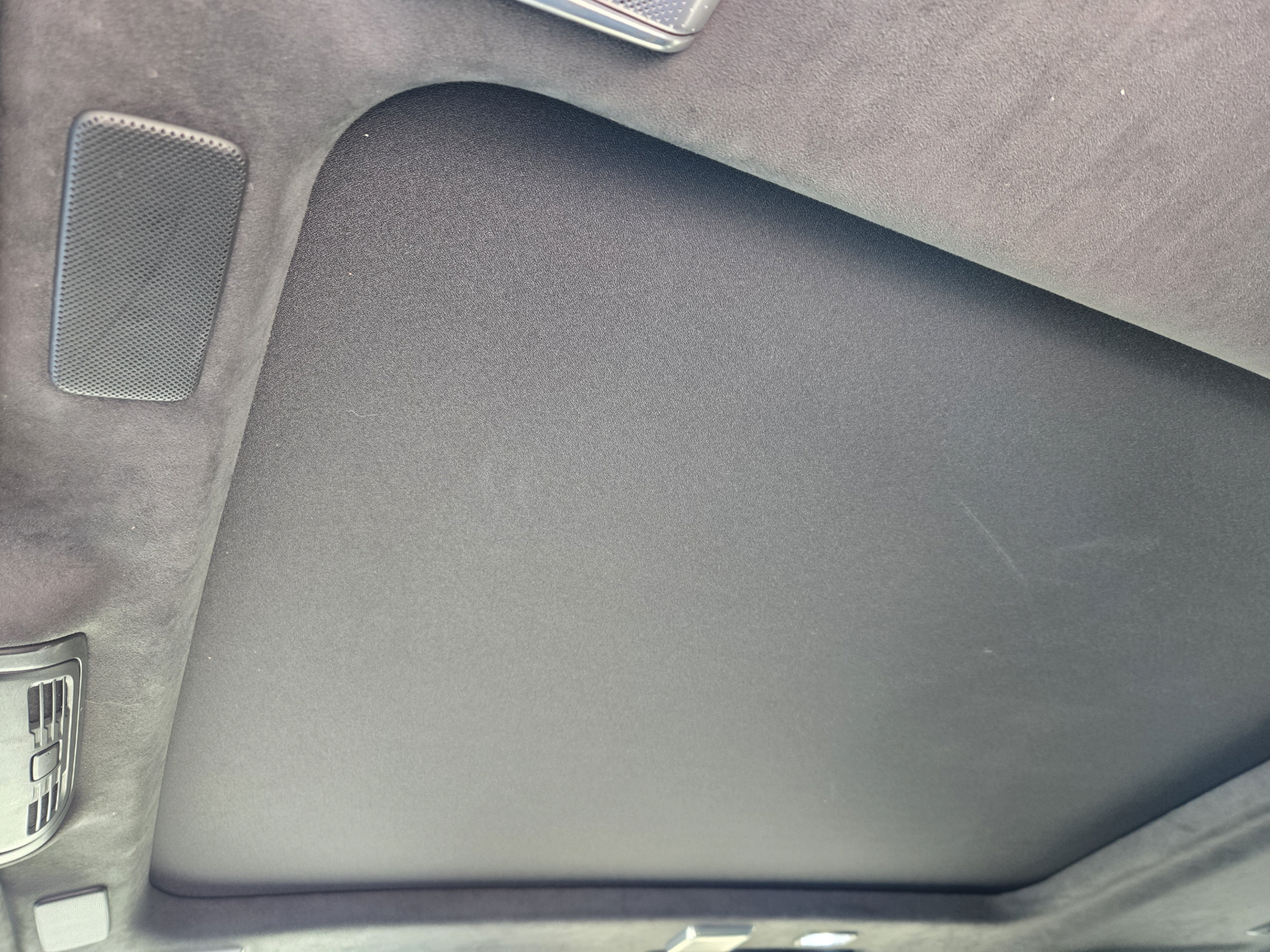 Used 2023 Cadillac Escalade Sport Platinum w/ LPO, Floor Liner Package AWD/4WD image 34