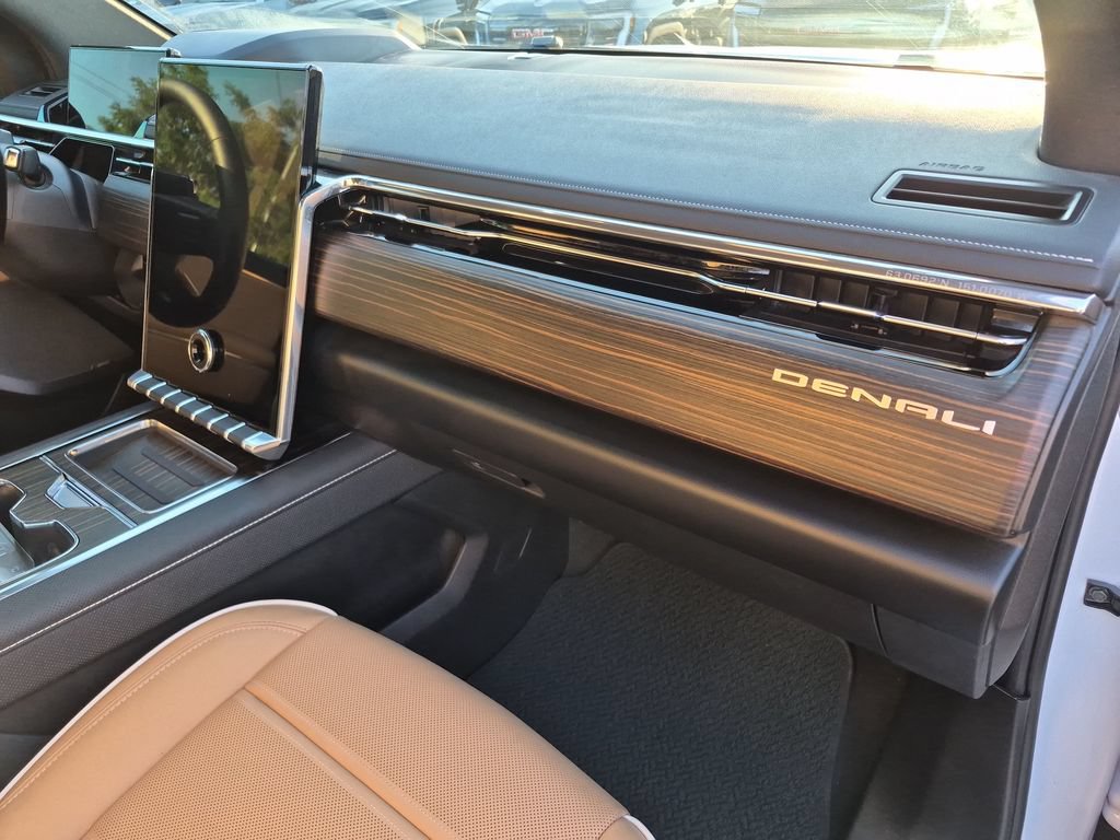 Used 2026 GMC Sierra EV Denali AWD/4WD image 37