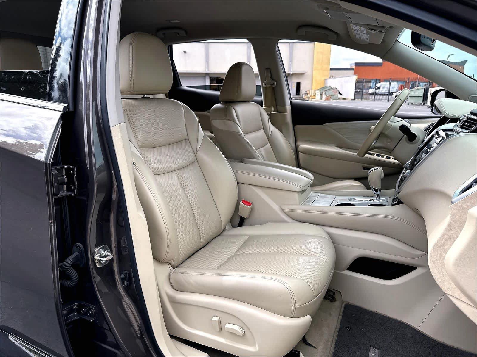 Used 2015 Nissan Murano SL FWD image 11