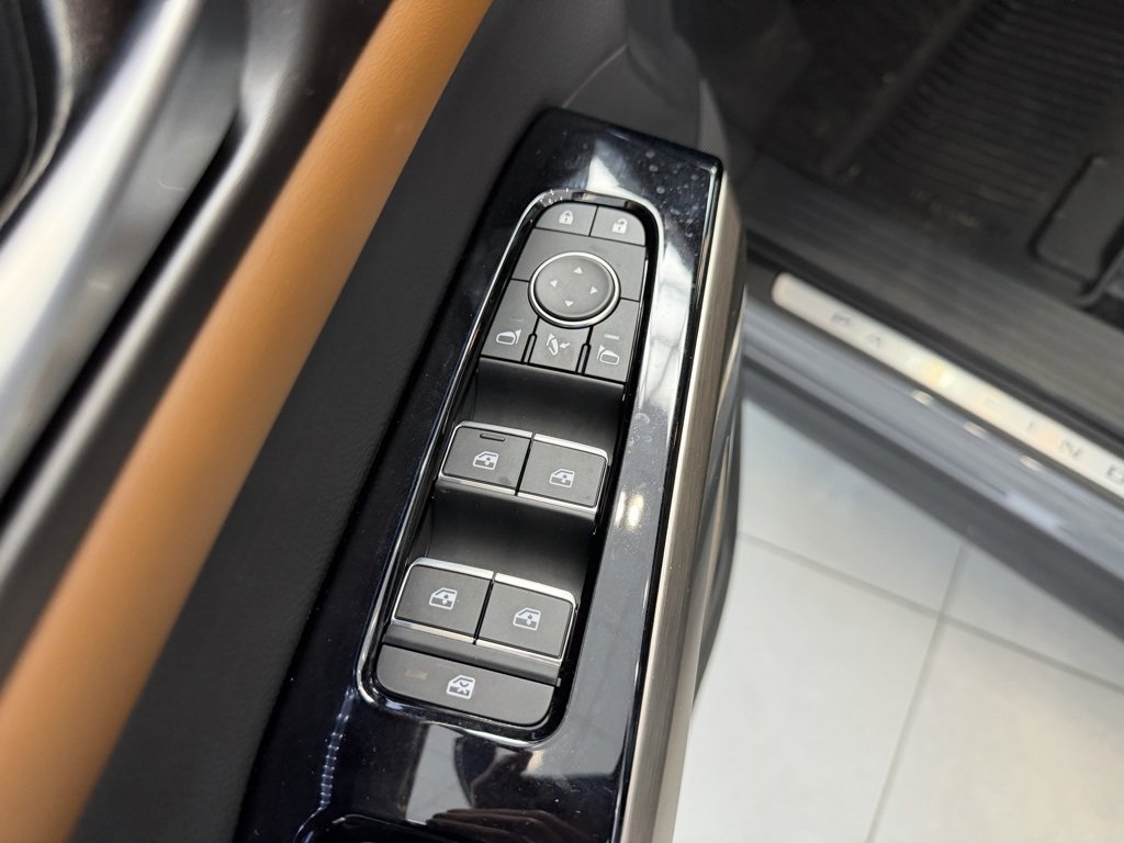 New 2025 Nissan Pathfinder Platinum w/ Cargo Package image 13