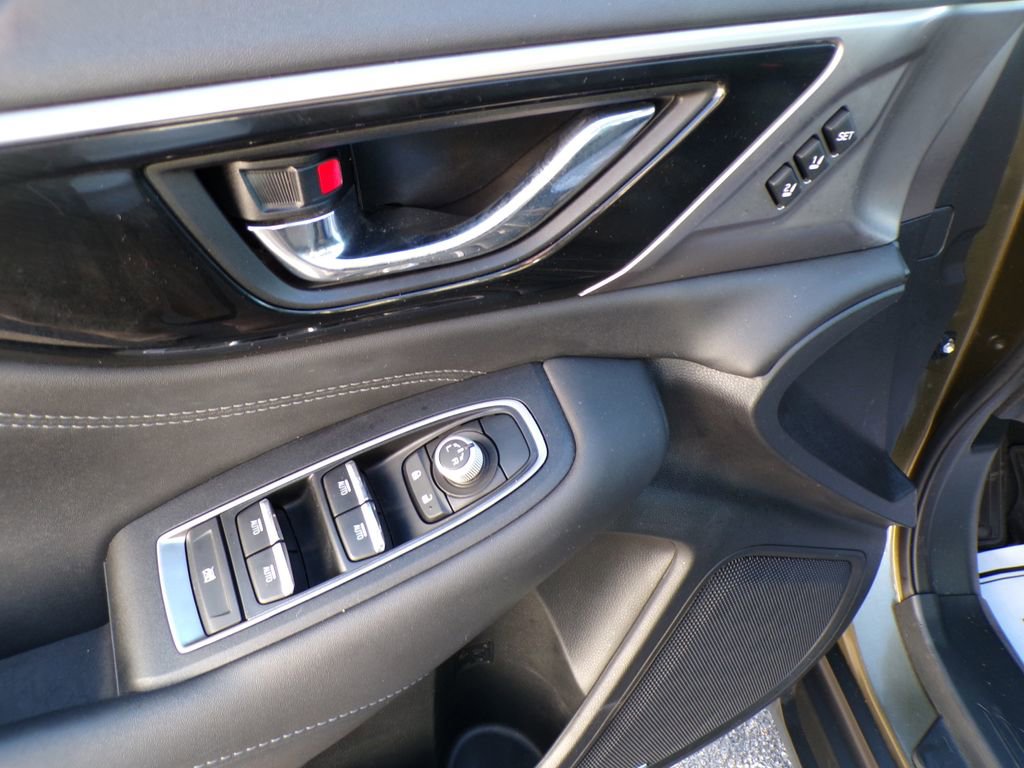 Used 2022 Subaru Outback Limited image 14