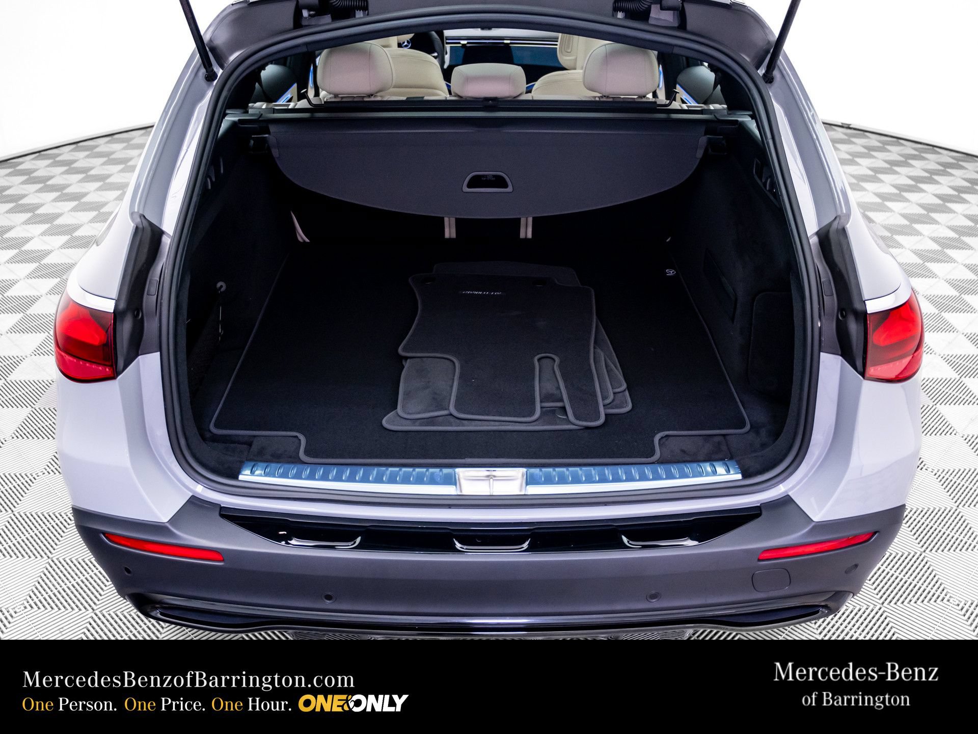 New 2026 Mercedes-Benz E 450 4MATIC All-Terrain Wagon image 35