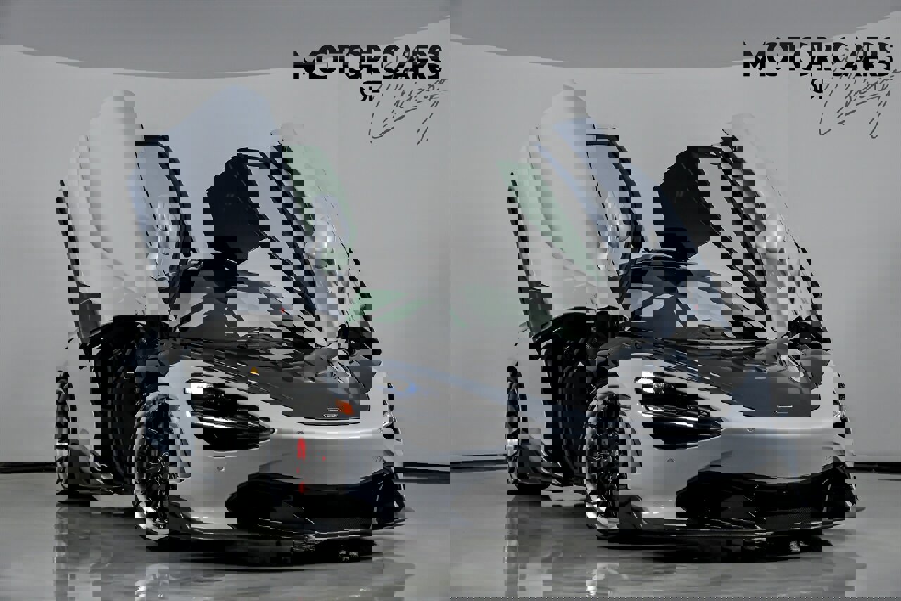 Used 2018 McLaren 720S image 1