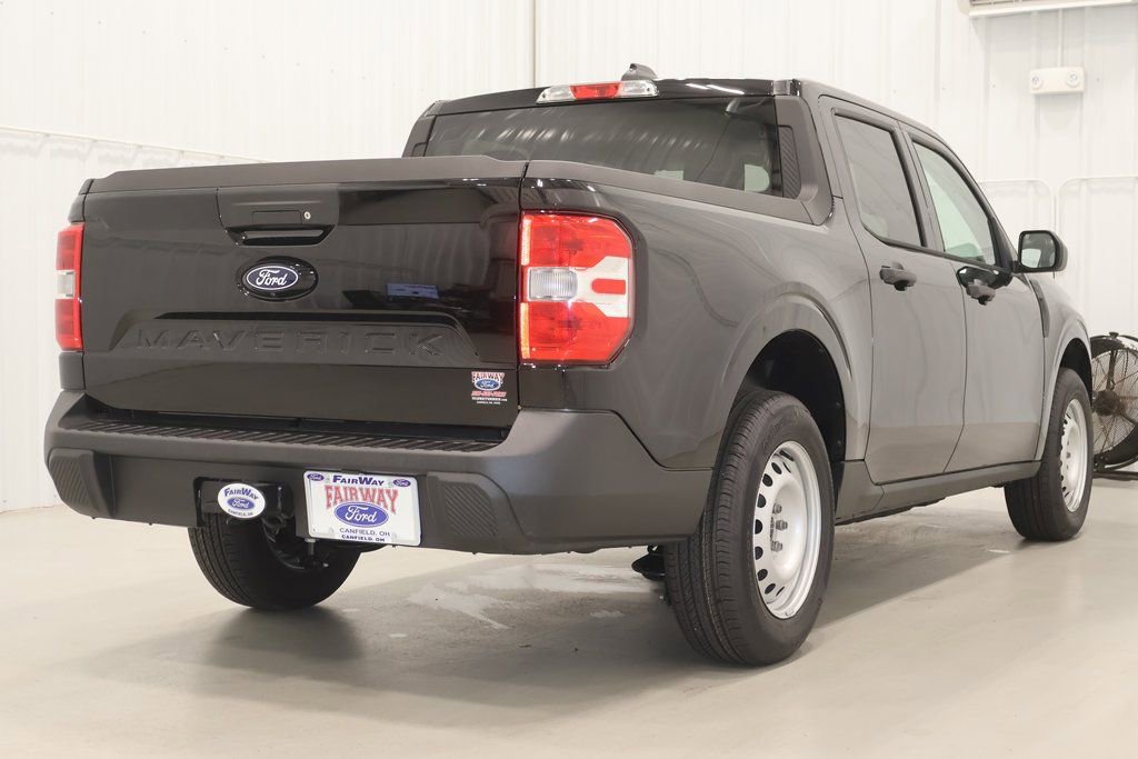 New 2025 Ford Maverick XL image 8