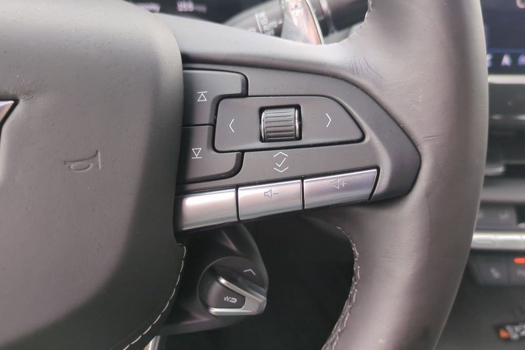 Certified 2026 Cadillac CT4 V Blackwing w/ Driver Assist Package image 27