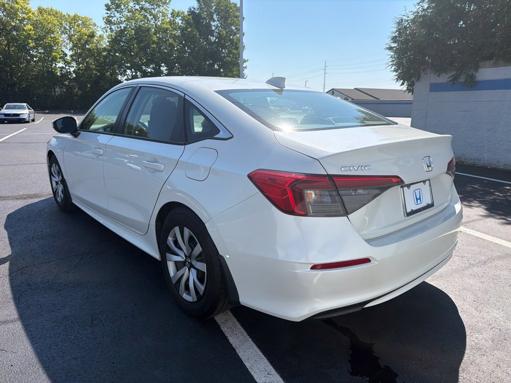 Used 2023 Honda Civic LX image 3