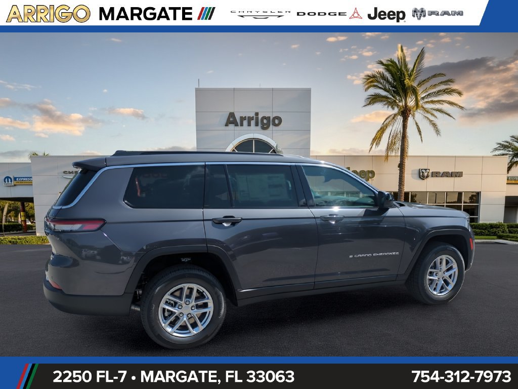 New 2026 Jeep Grand Cherokee L Laredo RWD image 4