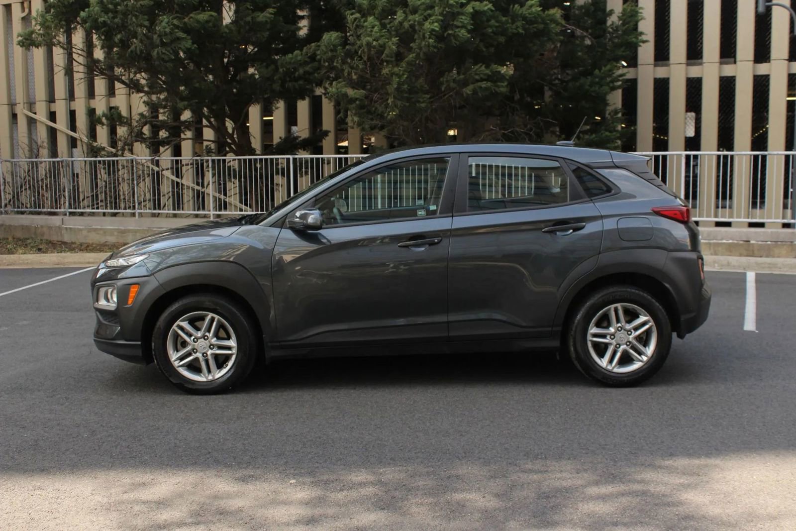Used 2021 Hyundai Kona SE AWD/4WD image 12
