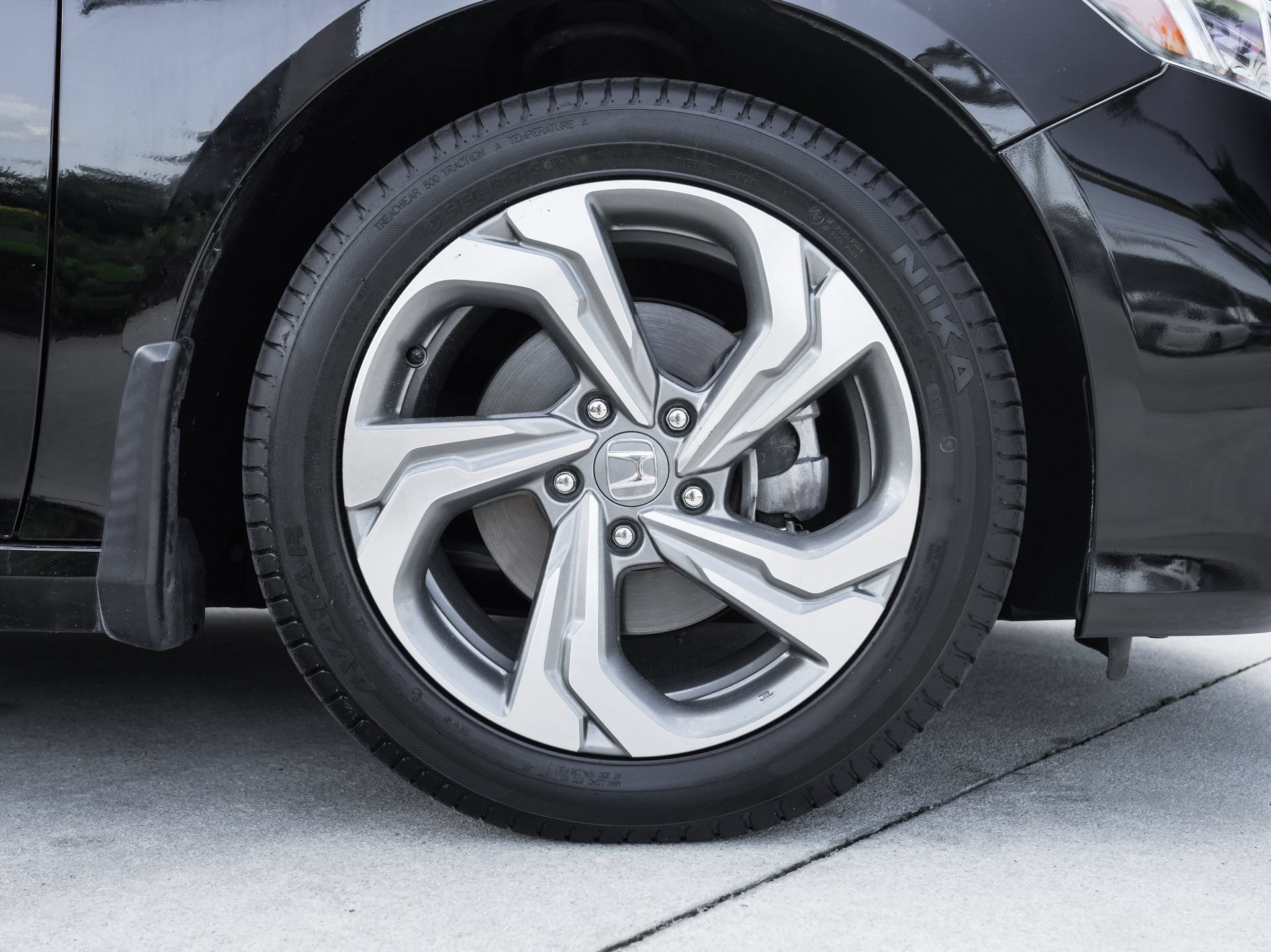 Used 2019 Honda Accord EX-L image 28