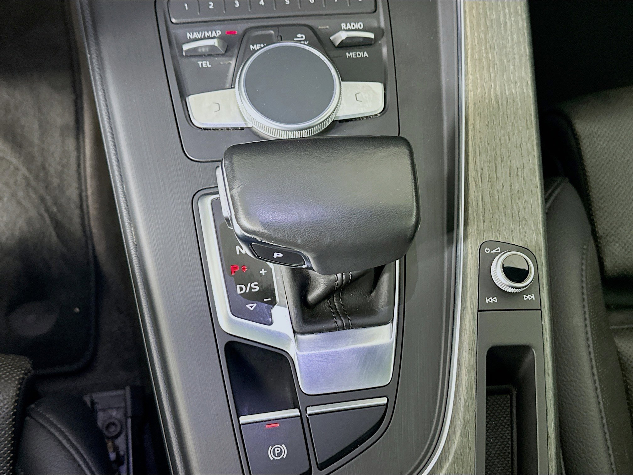 Used 2018 Audi A5 2.0T Premium Plus w/ Premium Plus AWD/4WD image 24