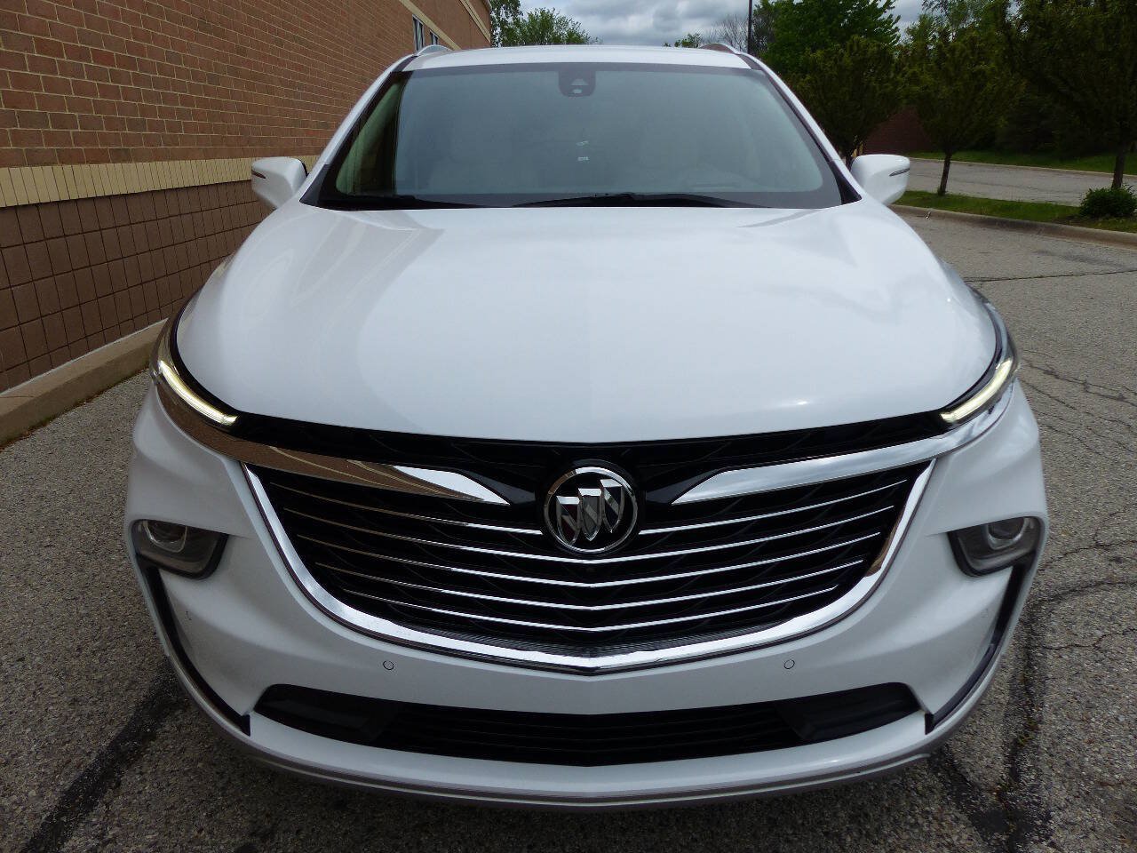 Used 2022 Buick Enclave Premium w/ Surround and Sites Package FWD image 15