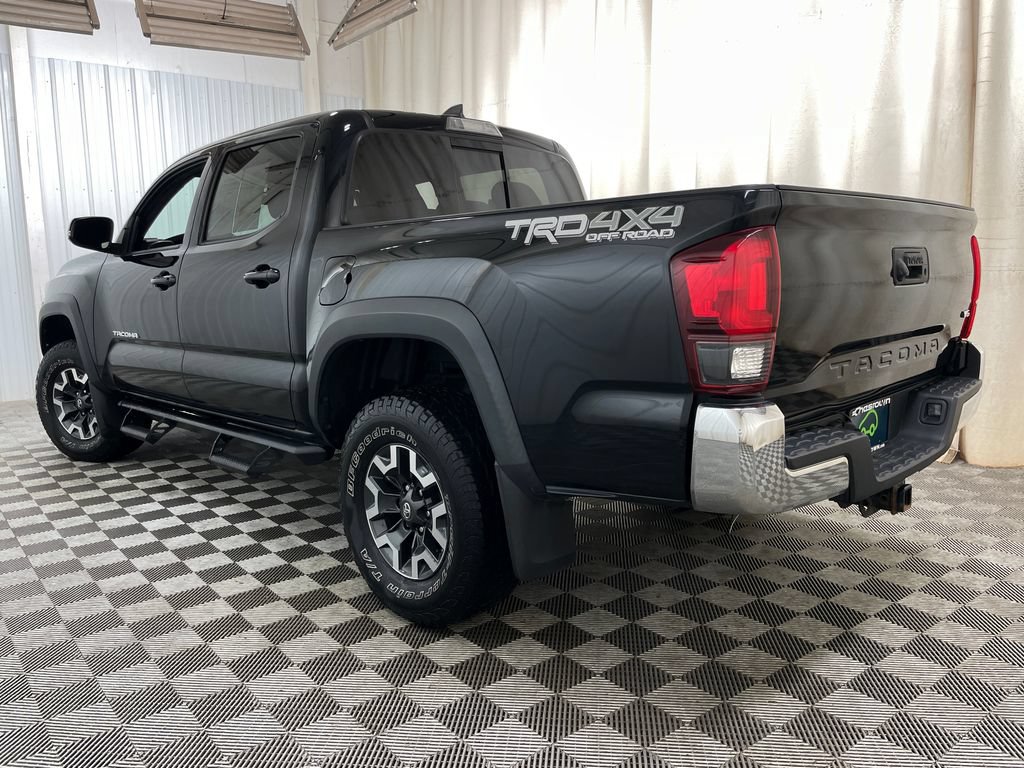 Used 2019 Toyota Tacoma TRD Off-Road AWD/4WD image 43