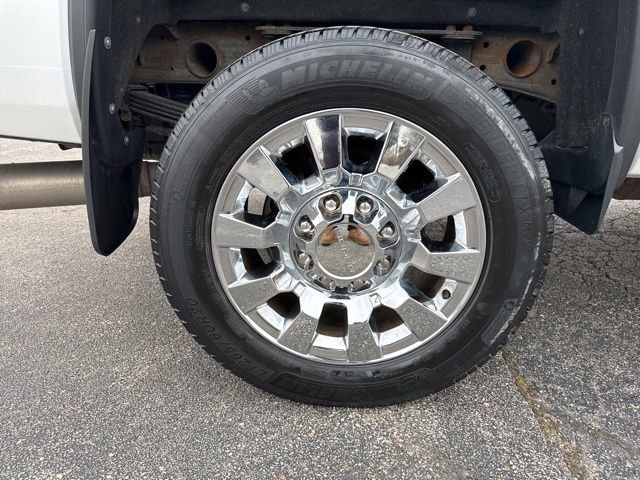 Used 2017 GMC Sierra 2500 Denali w/ Duramax Plus Package image 12