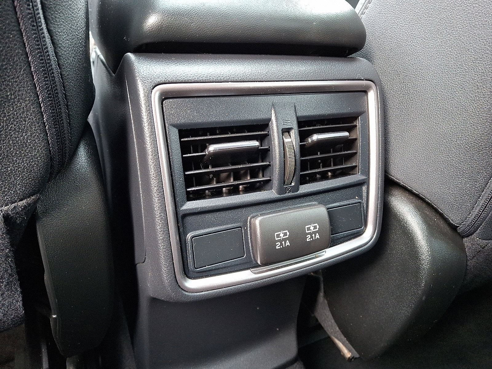 Used 2022 Subaru Forester Premium image 13