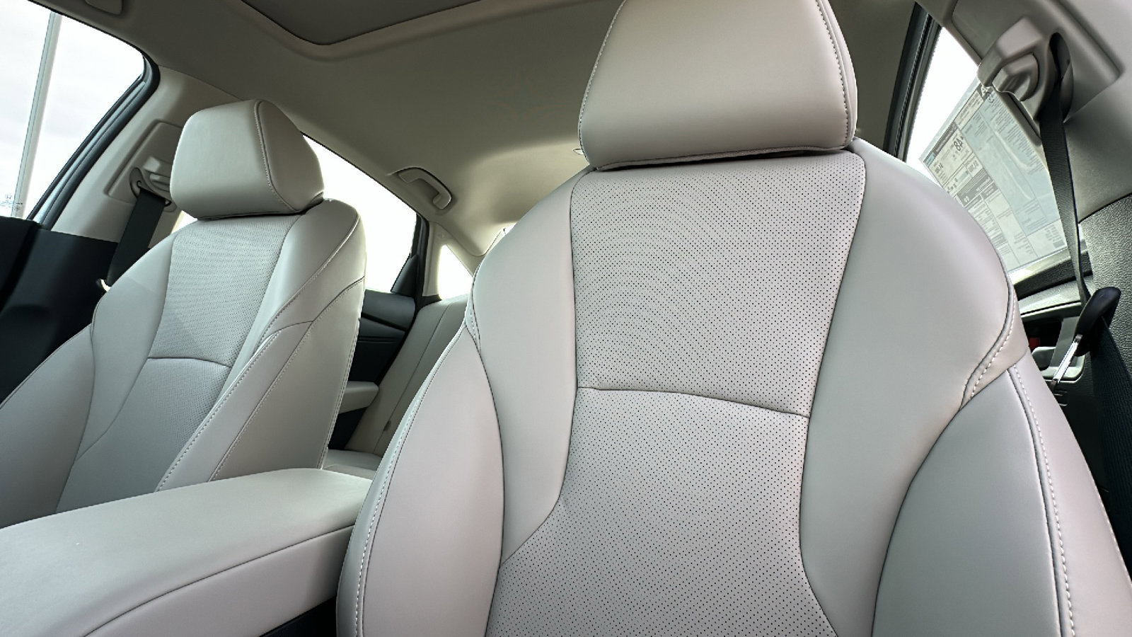 New 2025 Honda Accord EX-L image 11