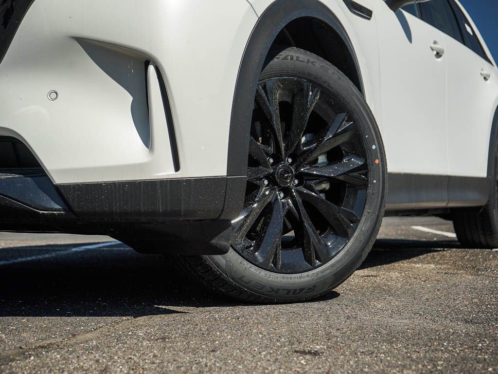 New 2026 MAZDA CX-90 Plug-In Hybrid w/Premium Sport AWD/4WD image 6