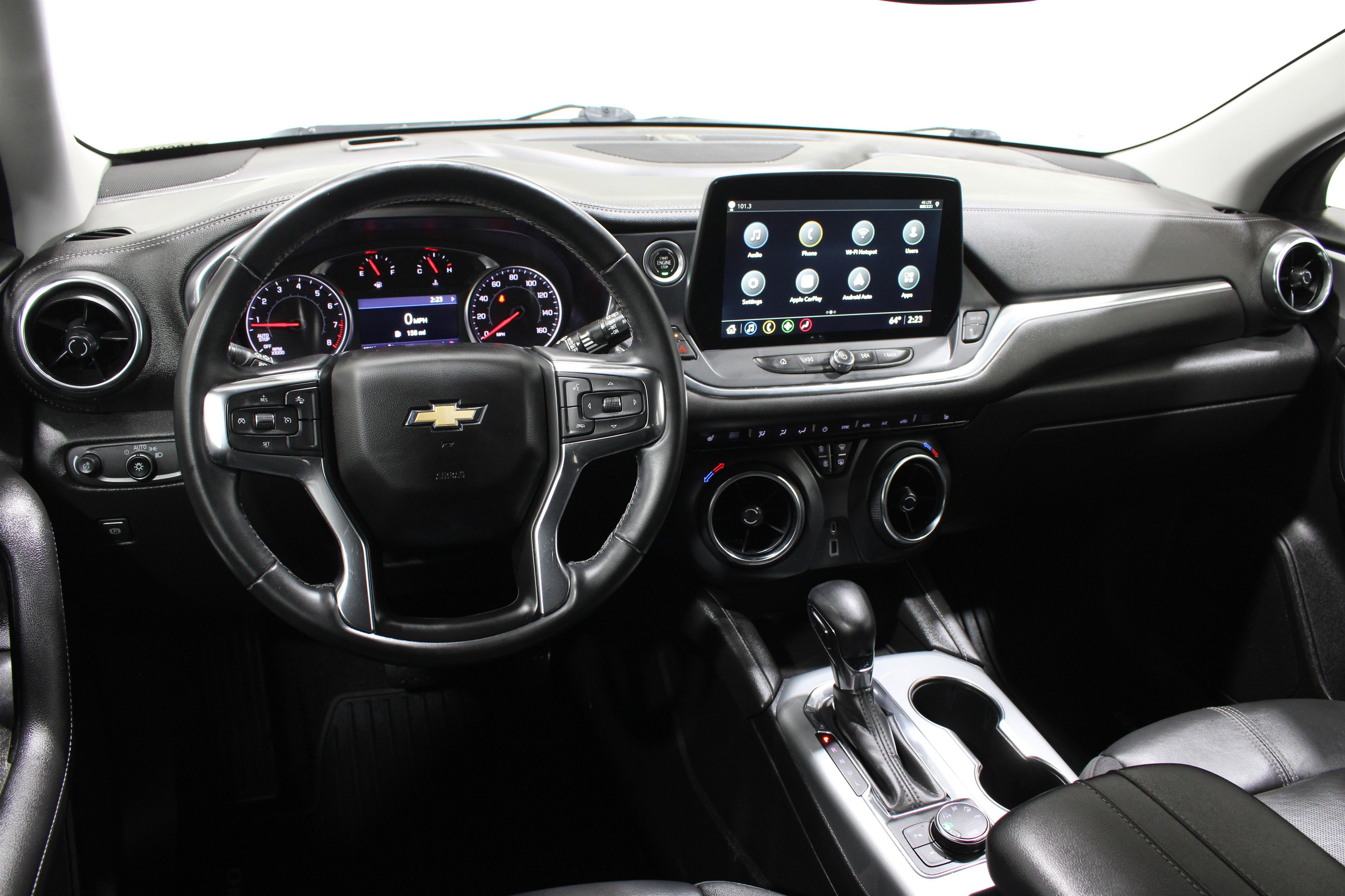 Used 2023 Chevrolet Blazer LT AWD/4WD image 2