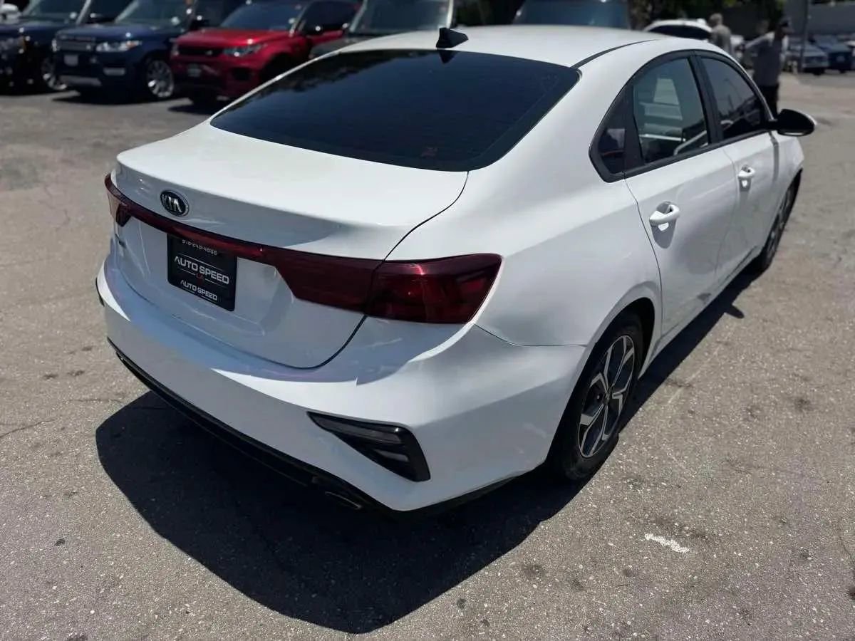 Used 2021 Kia Forte LXS FWD image 4