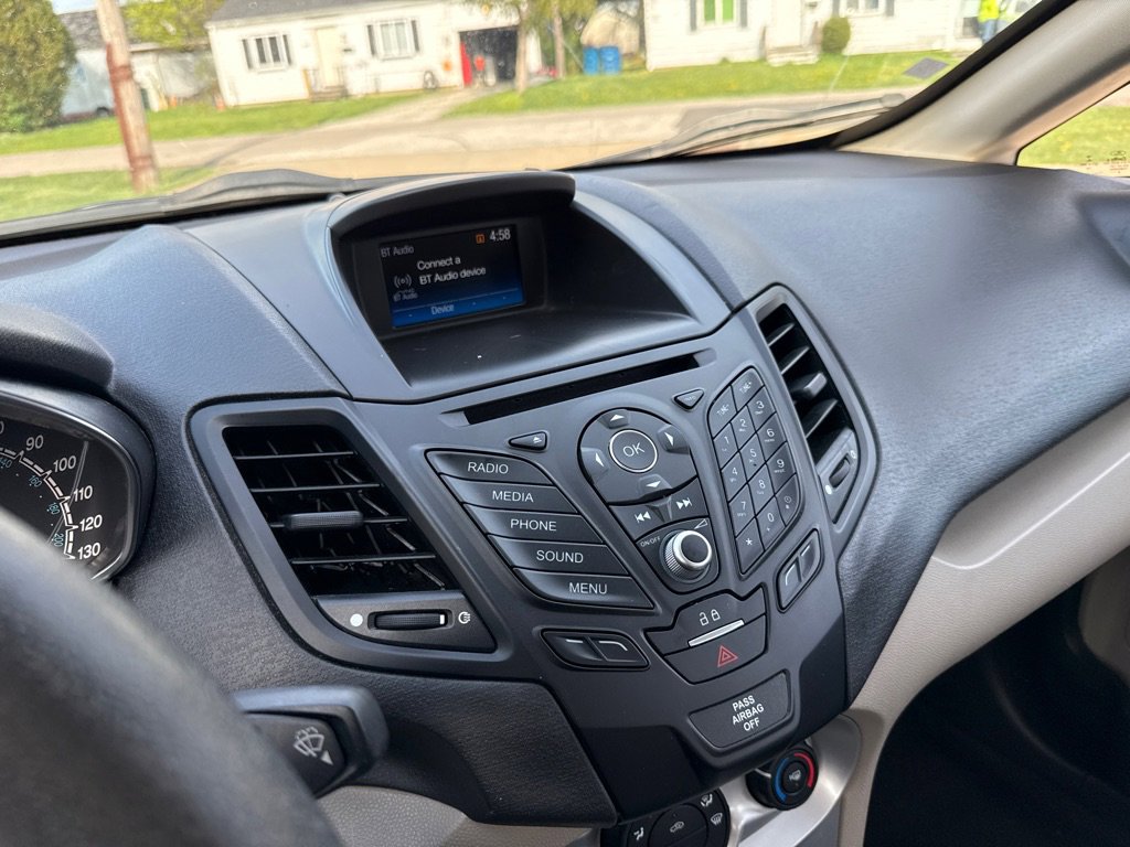 Used 2019 Ford Fiesta SE image 15