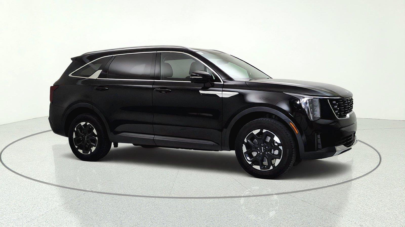 Used 2025 Kia Sorento S AWD/4WD image 15