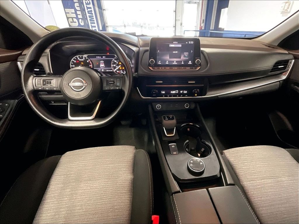 Used 2023 Nissan Rogue SV AWD/4WD image 21