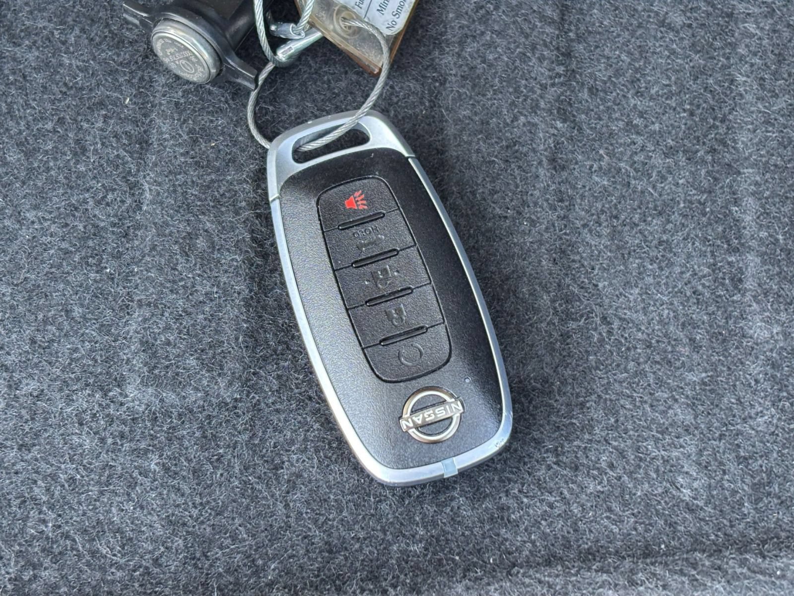 Used 2025 Nissan Rogue SV AWD/4WD image 20