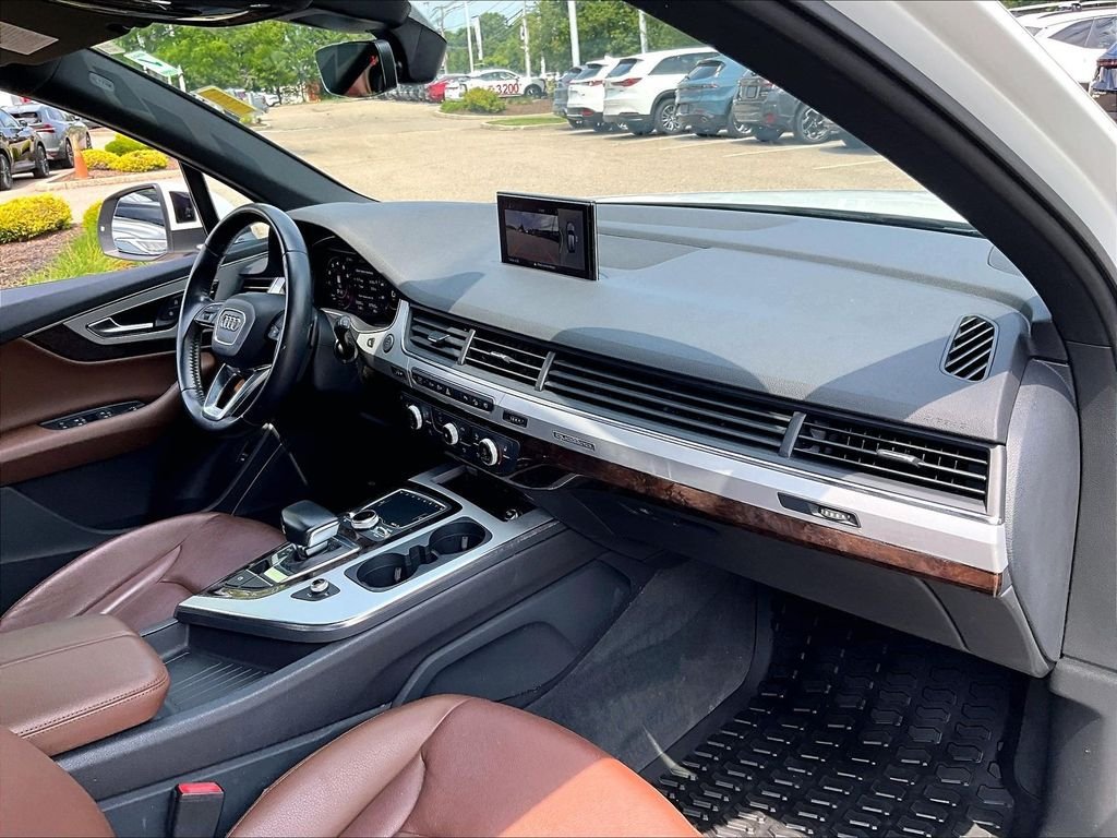 Used 2019 Audi Q7 2.0T Premium AWD/4WD image 14