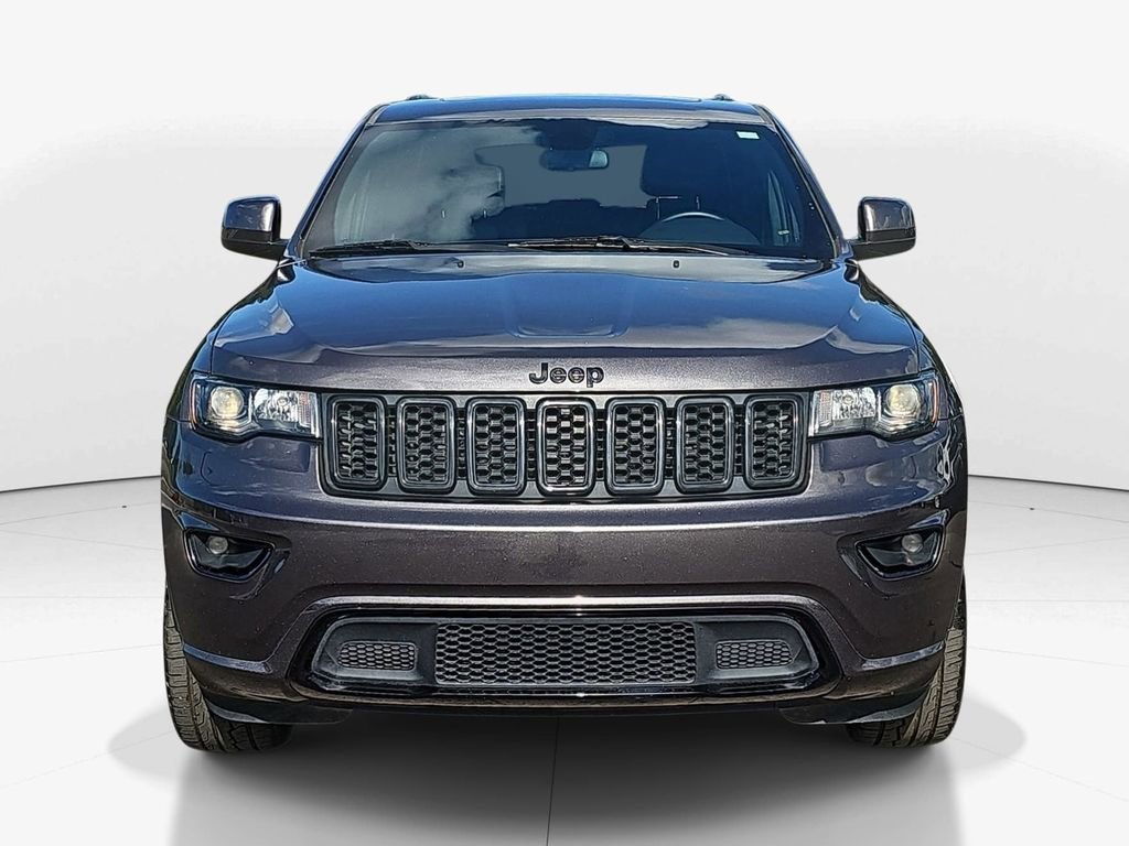 Used 2021 Jeep Grand Cherokee Laredo X image 11