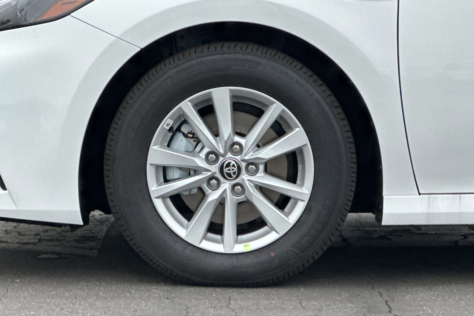 Used 2026 Toyota Camry LE image 25