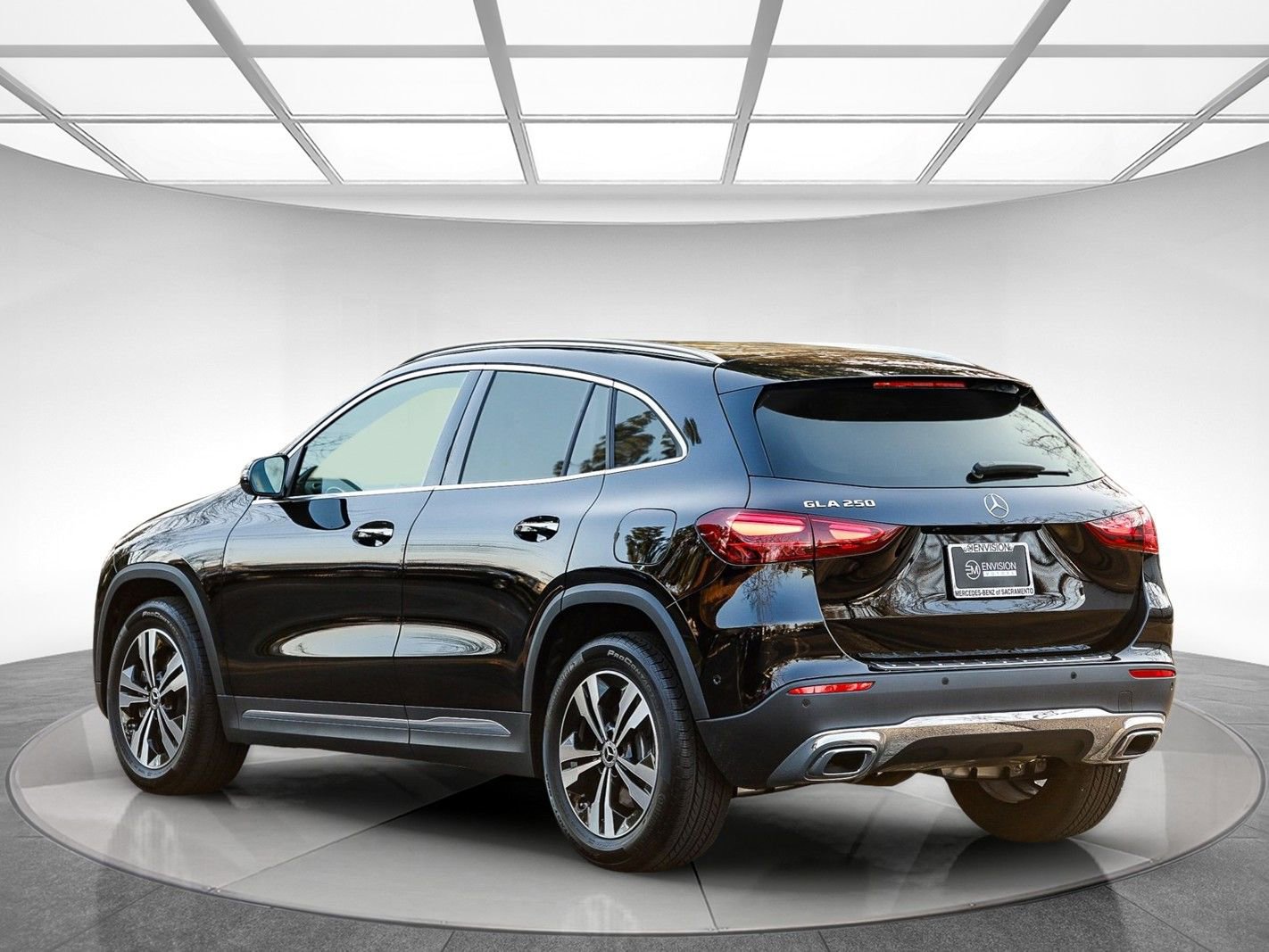 Certified 2025 Mercedes-Benz GLA 250 image 2