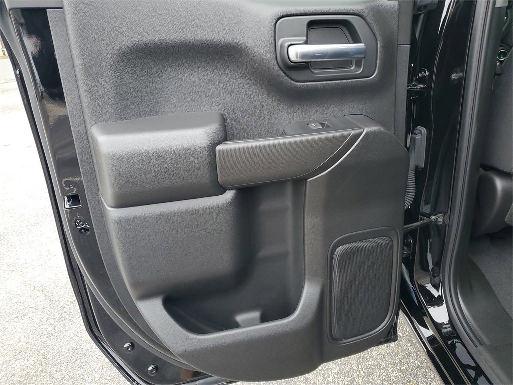 Used 2025 Chevrolet Silverado 1500 Custom image 22