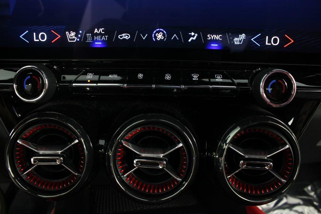 Used 2024 Chevrolet Blazer EV RS AWD/4WD image 8