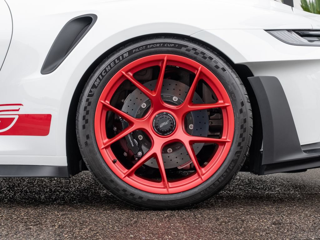 Used 2025 Porsche 911 GT3 RS RWD image 34