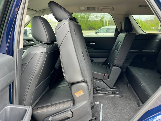 New 2026 Nissan Pathfinder SL AWD/4WD image 35