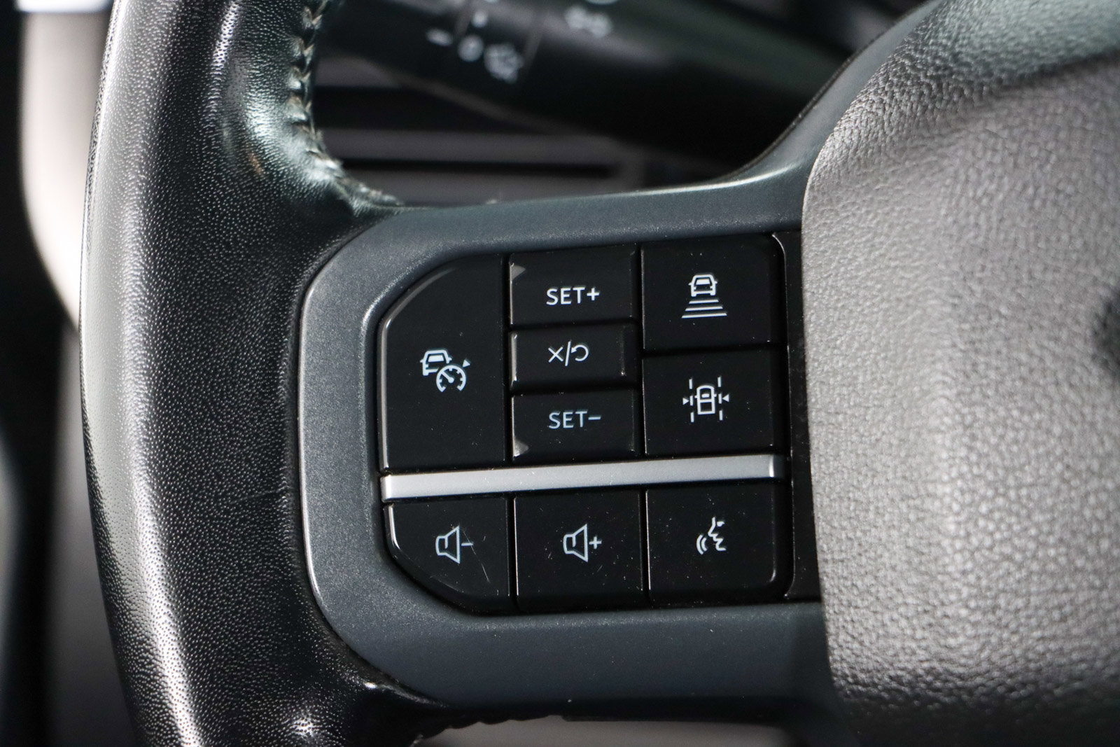 Used 2024 Ford F250 Lariat w/ Lariat Ultimate Package image 14