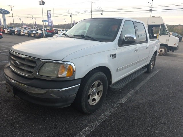 Used 2002 Ford F150 XLT image 1