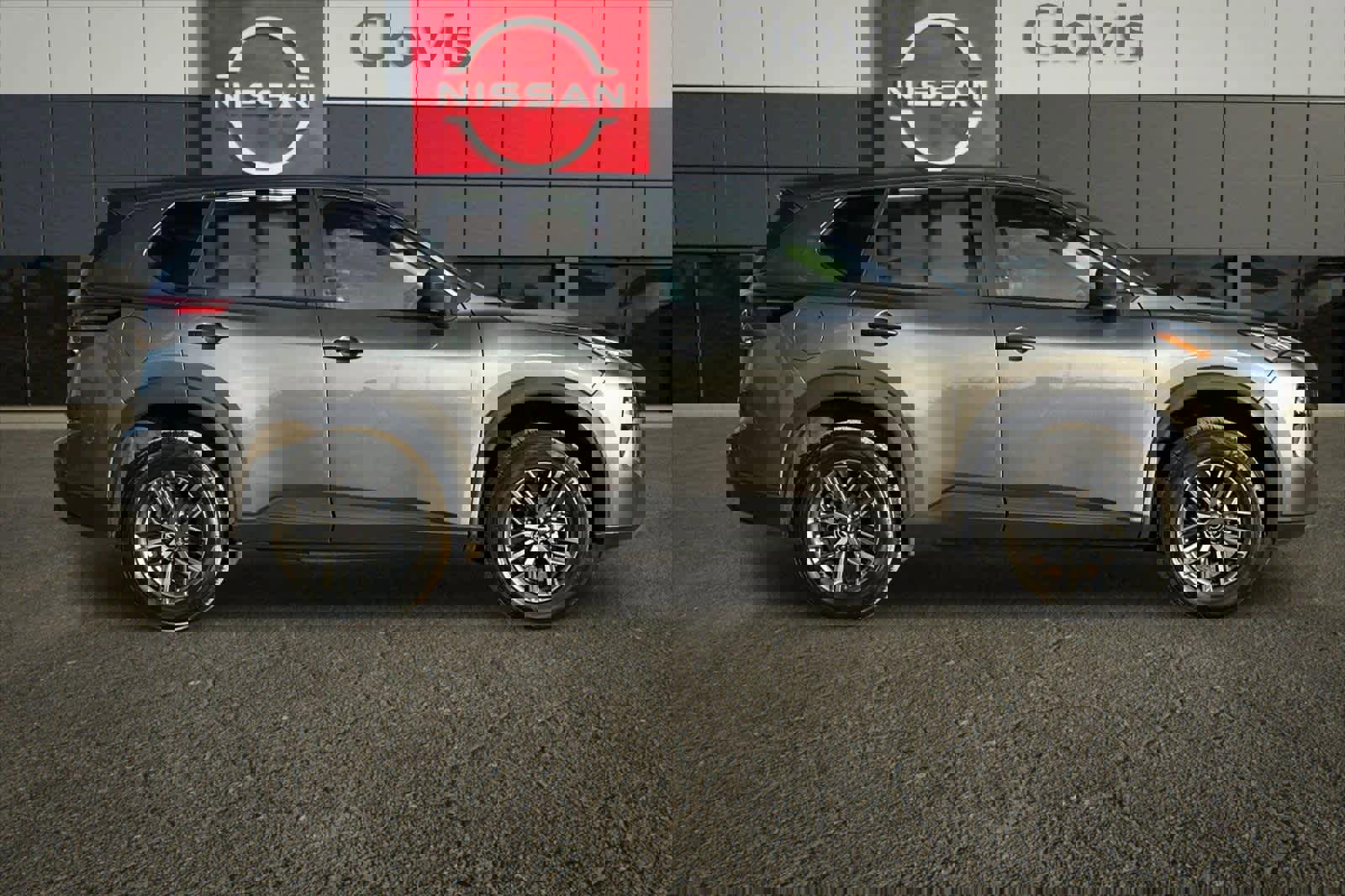 Used 2024 Nissan Rogue S image 9