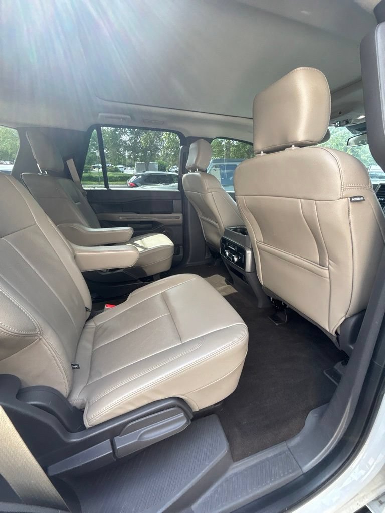 Used 2020 Ford Expedition XLT w/ Equipment Group 202A RWD image 22
