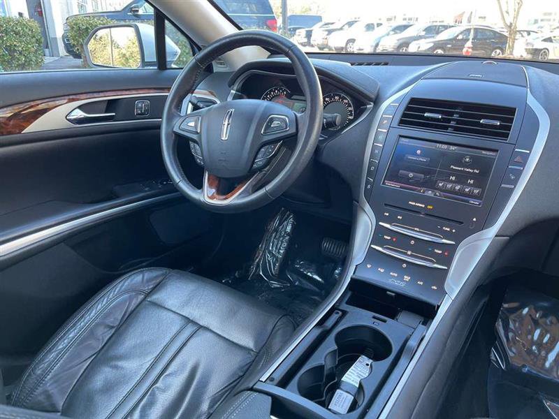 Used 2013 Lincoln MKZ image 52