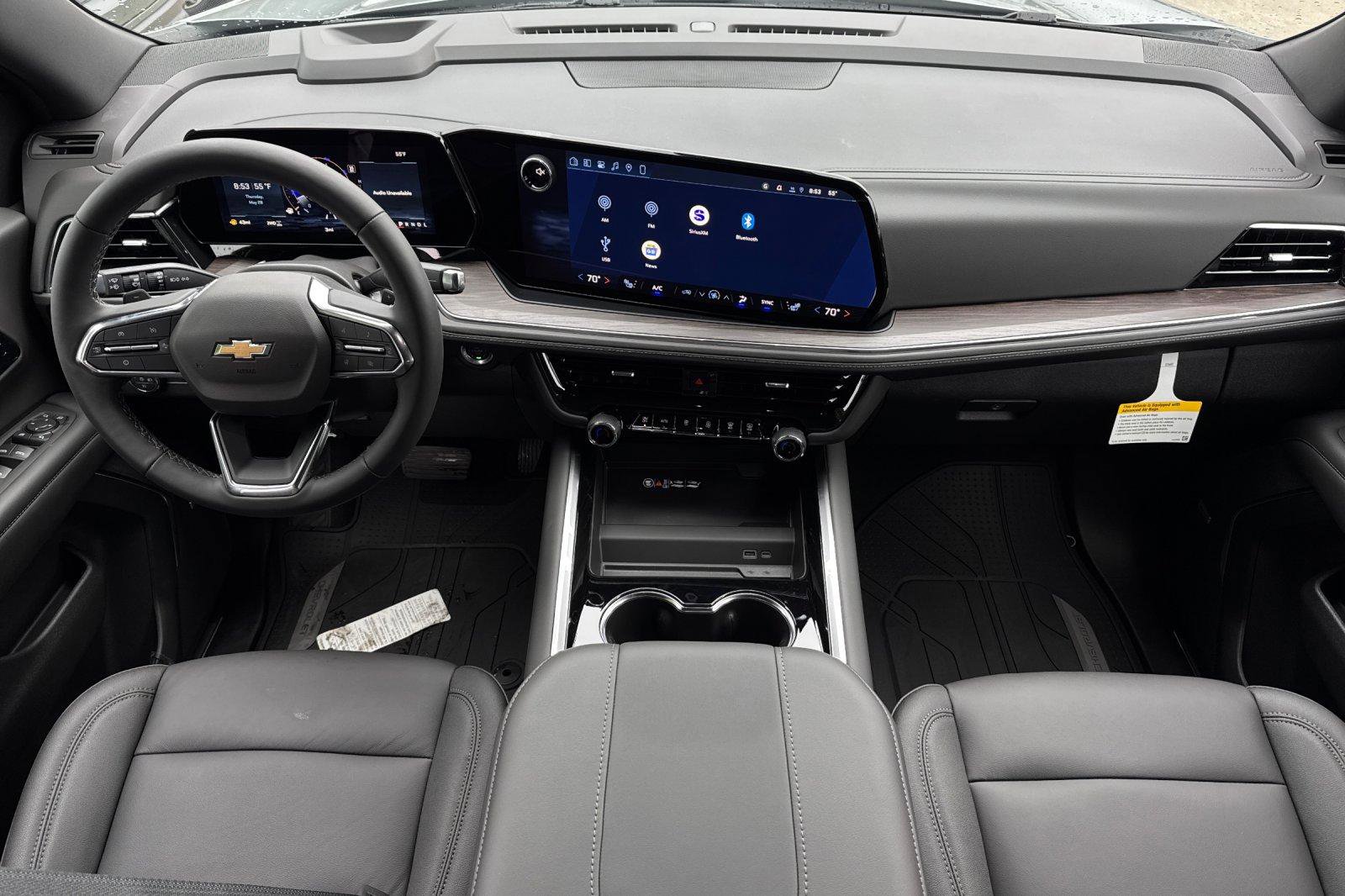 New 2026 Chevrolet Suburban LT w/ Comfort Package AWD/4WD image 17