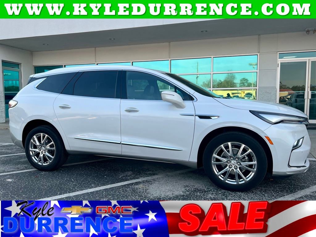 Used 2023 Buick Enclave Essence w/ Experience Buick Package