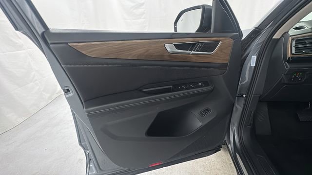 Used 2024 Volkswagen Atlas SE image 20