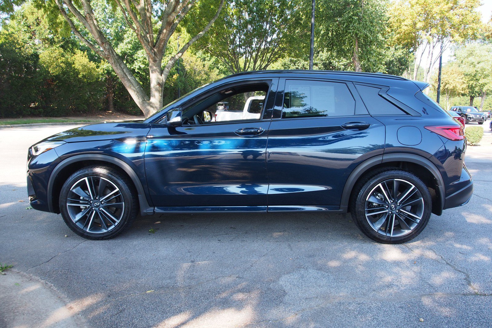 Used 2025 INFINITI QX50 Sport AWD/4WD image 4