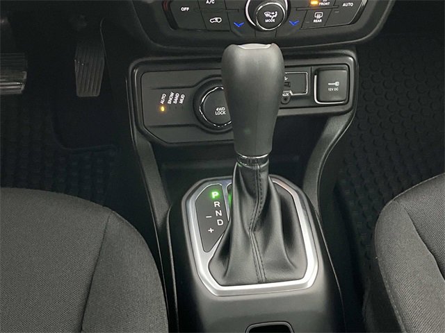 Used 2023 Jeep Renegade Latitude image 17