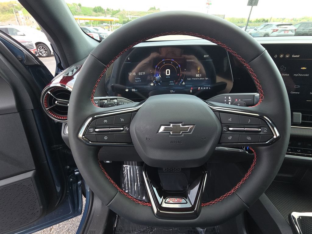 New 2026 Chevrolet Equinox RS w/ Convenience Package III FWD image 17