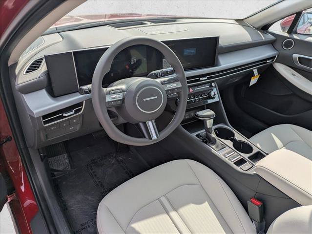 New 2025 Hyundai Sonata SE FWD image 10