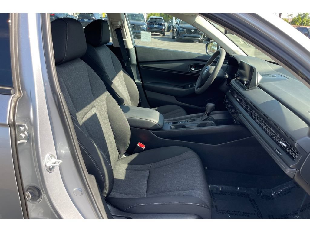 Certified 2023 Honda Accord EX image 17