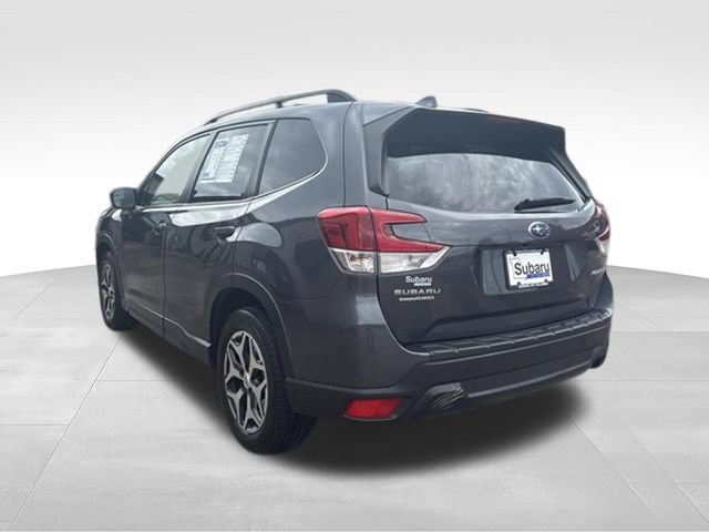 Used 2020 Subaru Forester Premium AWD/4WD image 5